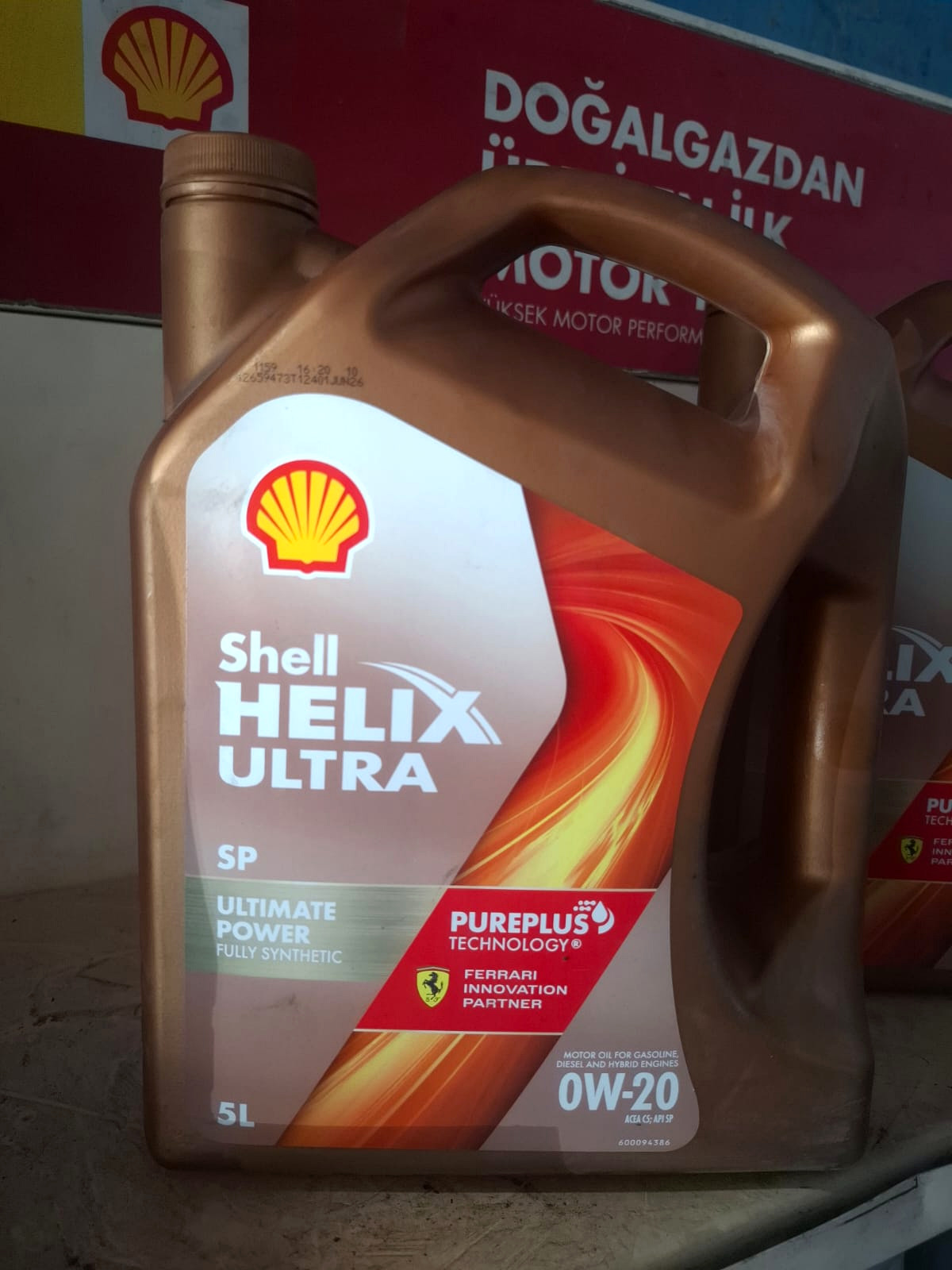 Shell Helix Ultra 0W-20 motor yağı